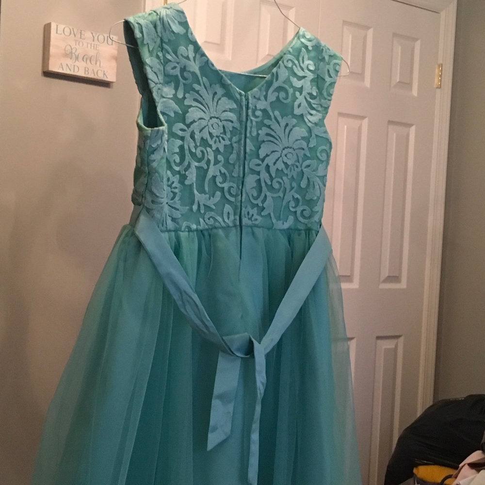 Dress - Picture 3 of 5